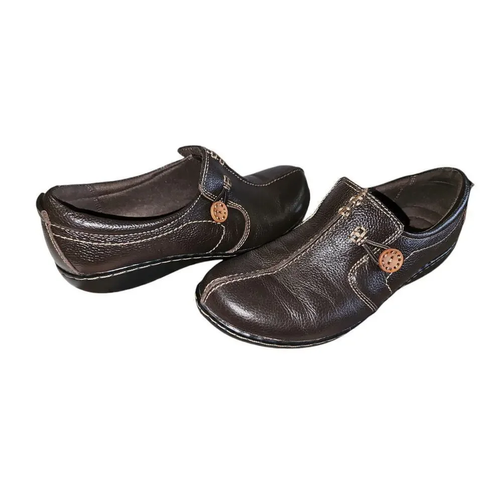 Clarks Women's‎ Brown leather Loafers Sz 7.5